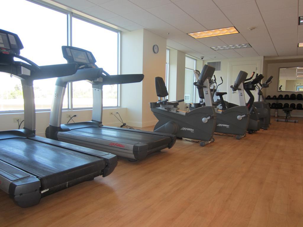 University Plaza Waterfront Hotel Стоктон Екстер'єр фото