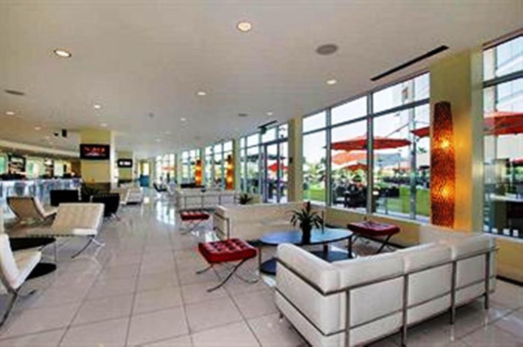 University Plaza Waterfront Hotel Стоктон Екстер'єр фото