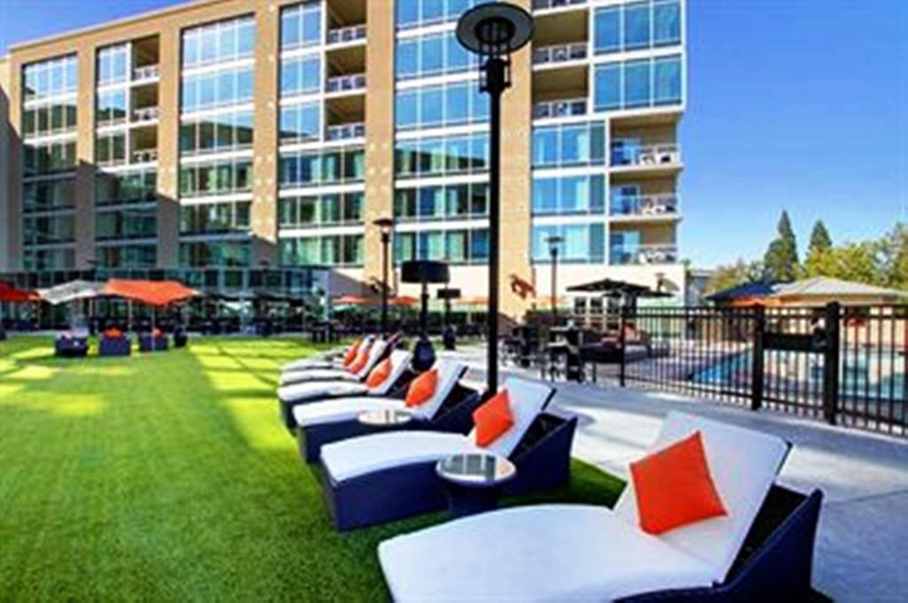 University Plaza Waterfront Hotel Стоктон Екстер'єр фото
